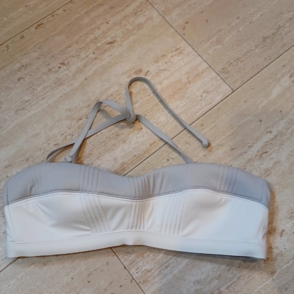 Athleta Other - Trendy Athleta Bikini Top
